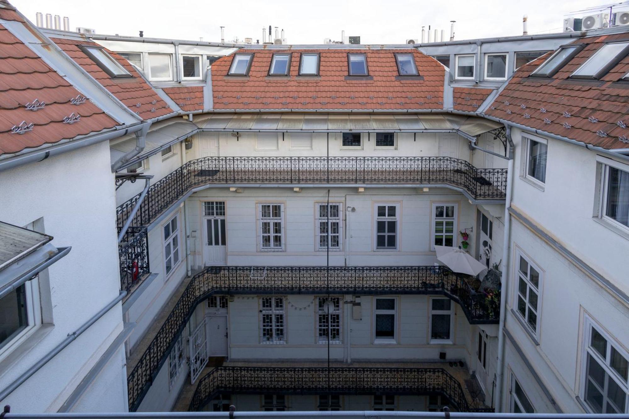 Naomi & Sophia Apartman Βουδαπέστη Εξωτερικό φωτογραφία