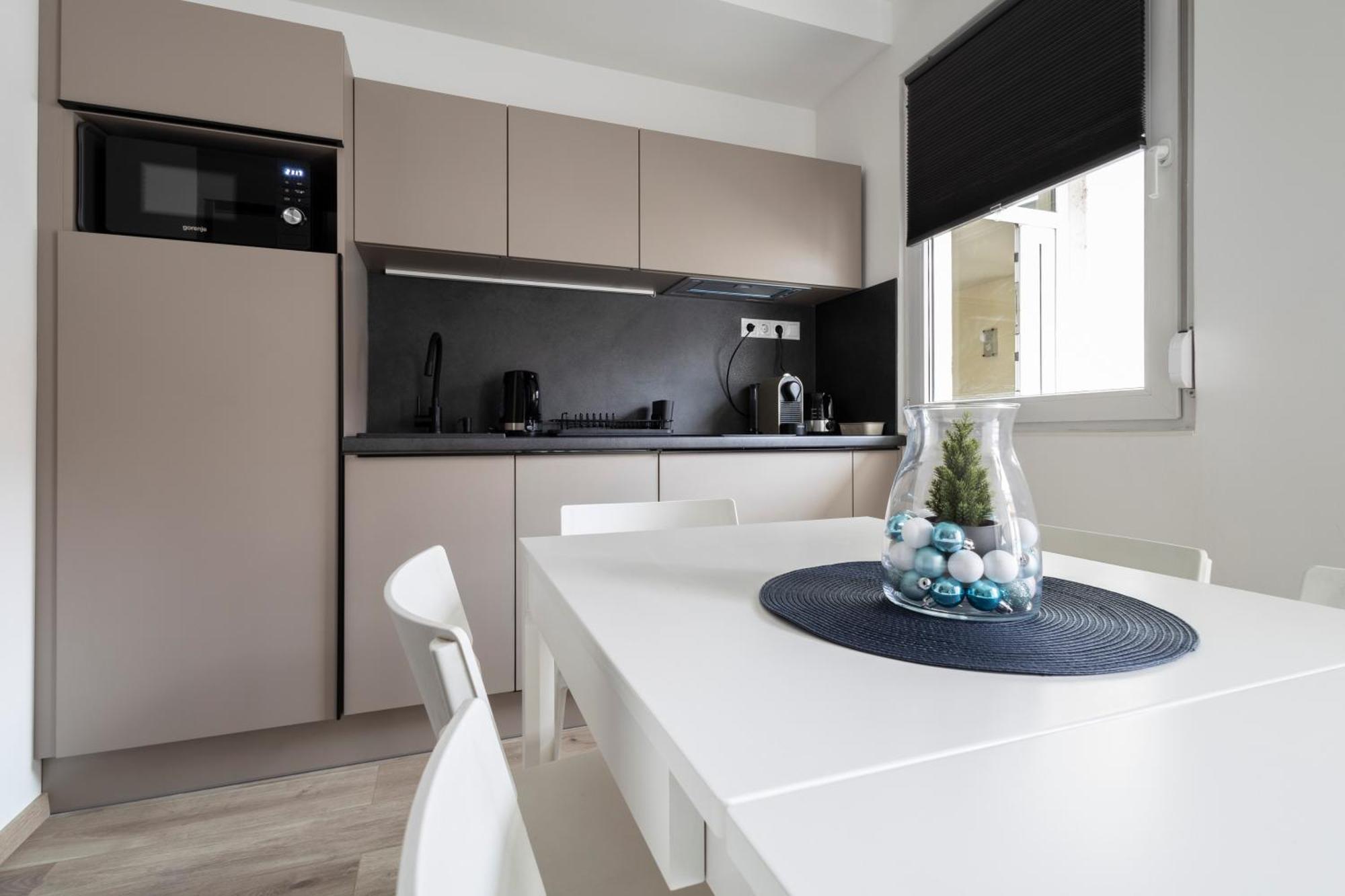 Naomi & Sophia Apartman Βουδαπέστη Εξωτερικό φωτογραφία
